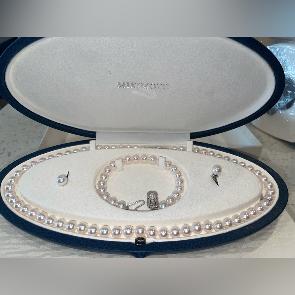 Mikimoto 3 piece pearl set